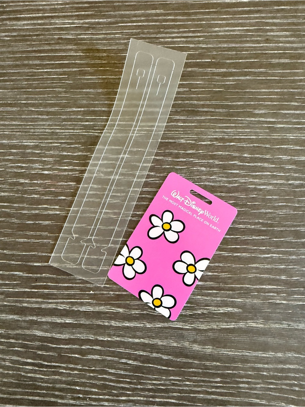 New Disney Pink Daisy luggage tag